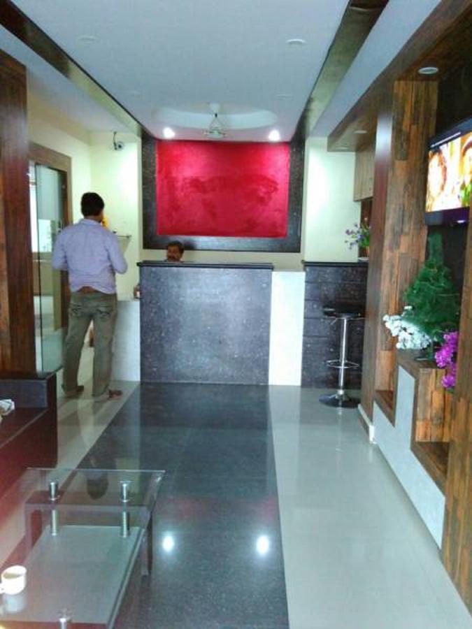 Datia Hotel Blue Star المظهر الخارجي الصورة